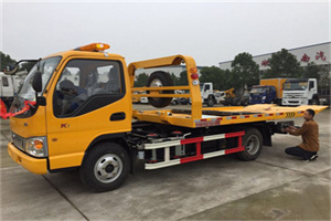 洛阳哪里有拖车服务